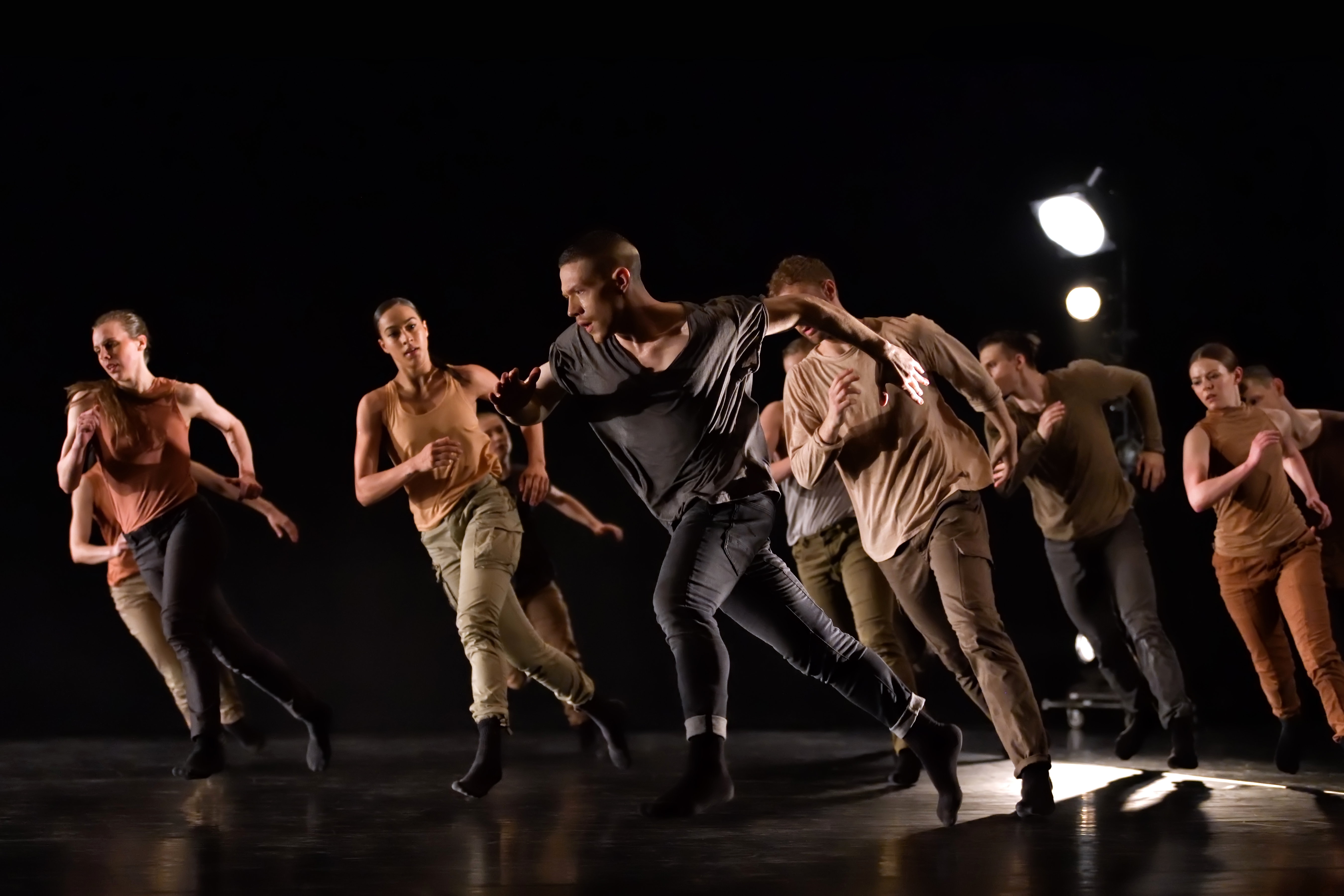 Artists of Ballet BC in 'Poesía'_Bennathan_Dress_09052019_150 photo©Michael Slobodian